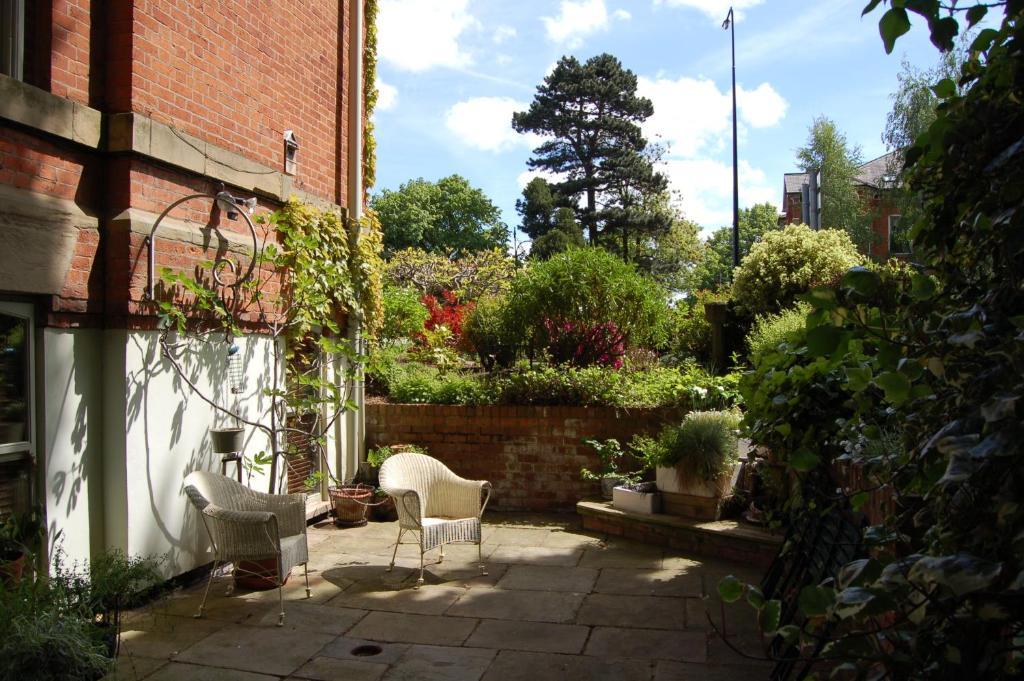Cornerstones Guest House Sale Exterior foto